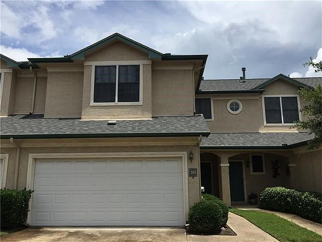 Three Bedroom and 2-1/2 Bathroom Townhouse.  Landscaping in front of Townhouse is maintained by HOA.