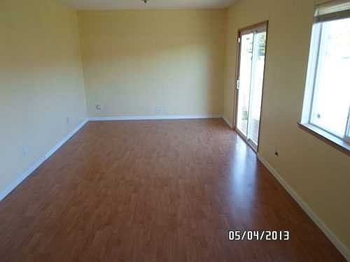 4th image of 1206 Fenske Ln