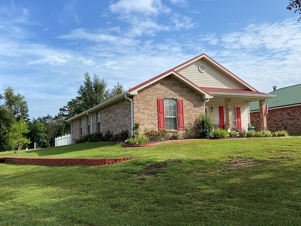 2nd image of 123 Teddy Ln