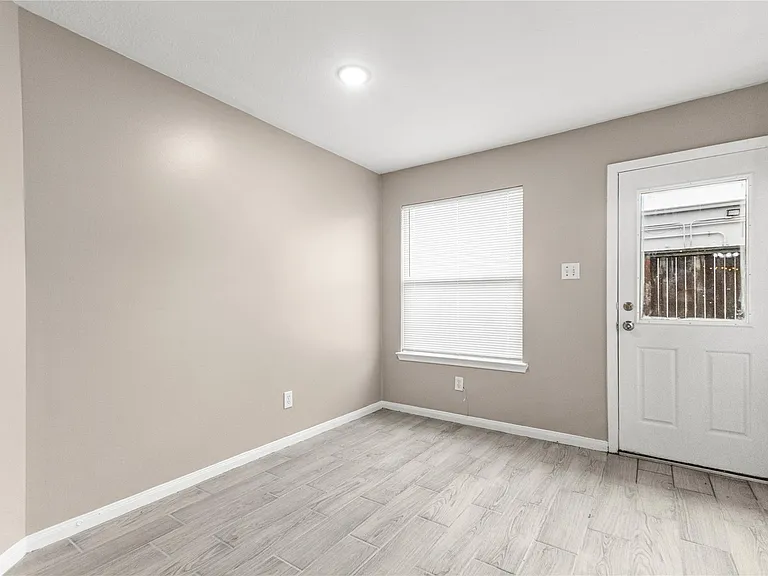 17250 Cricketbriar Ct — Photo 10