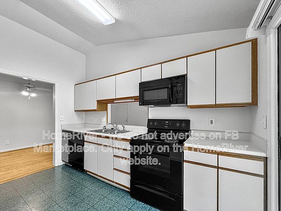 4th image of 2921 Oaktop Cir