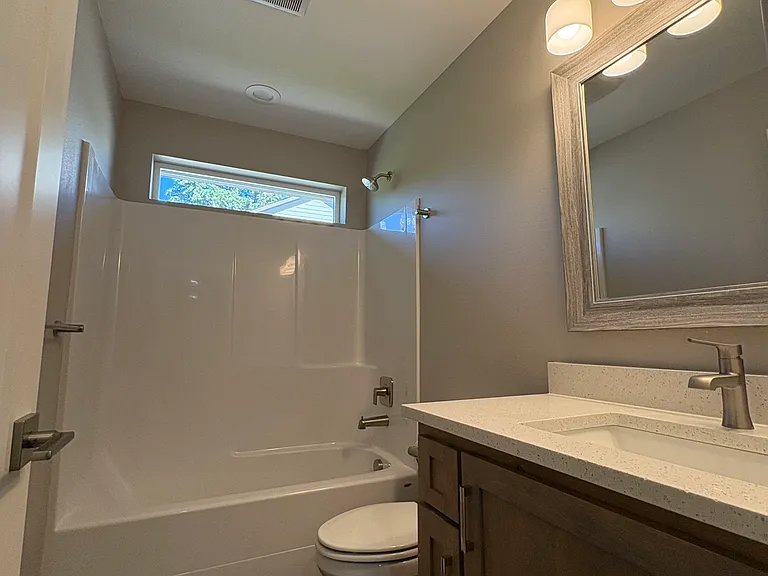3611 NE Minnehaha St #B — Photo 10