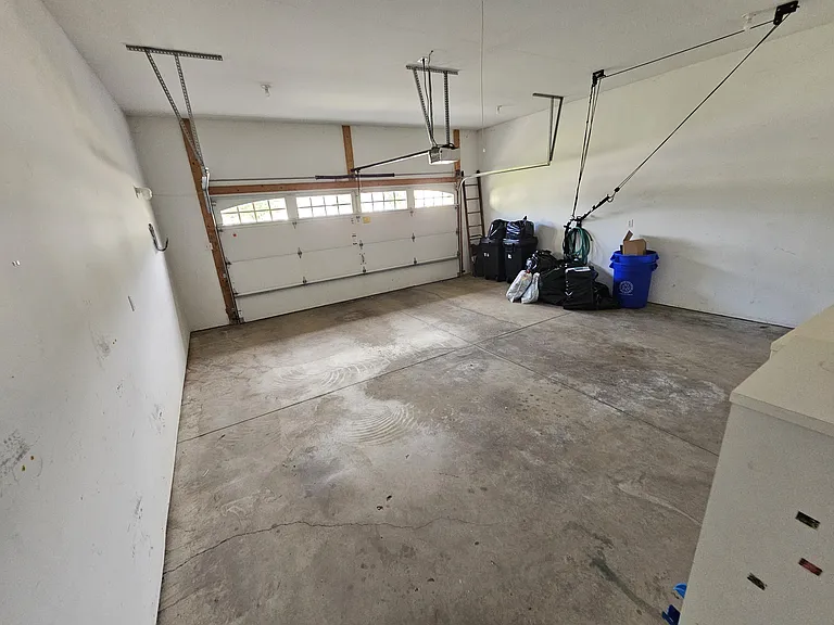 45 Somerset Dr — Photo 12