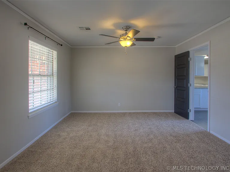 6635 E 54th St — Photo 12