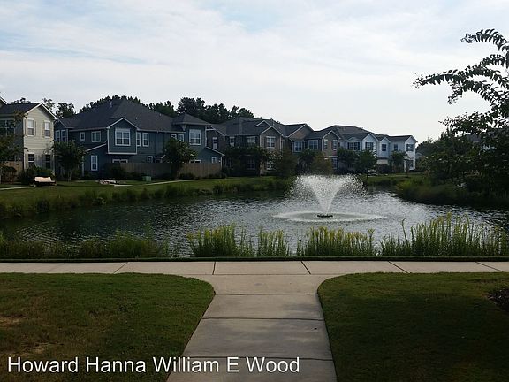 3rd image of 2423 Leytonstone Dr