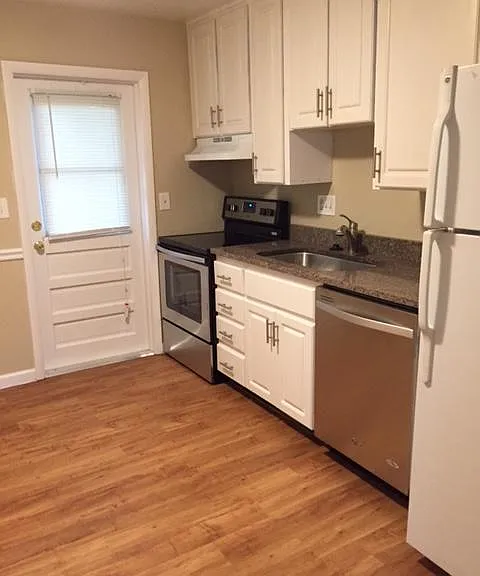 120 E Miller St #5 — Photo 3