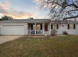 53478 Valley Springs Ct, Granger, IN 46530