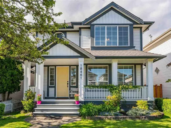 18461 65th Ave, Surrey, BC V3S 8T1