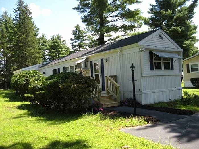 1st image of 31 Oak Grove Trl