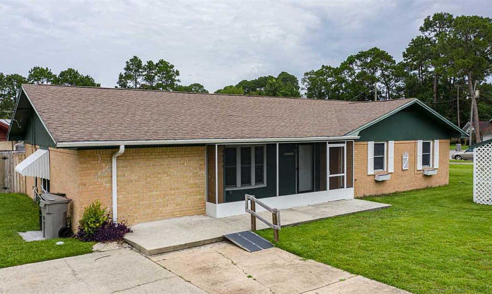 1st image of 8114 Imperial Ct