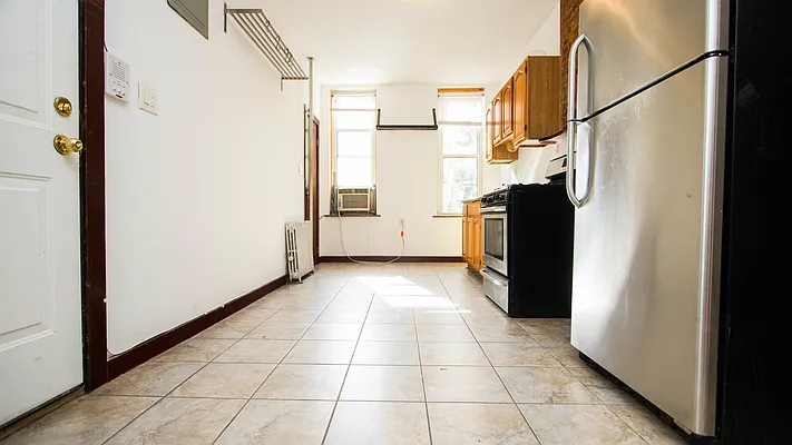 Rented by Oxford Property Group | media 3
