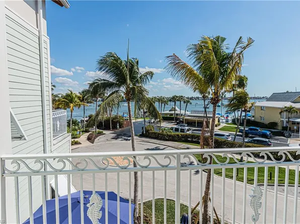 1001 10th AVE S #211, NAPLES, FL 34102