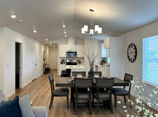 763 NE Rickenbacker Rd, Madras, OR 97741