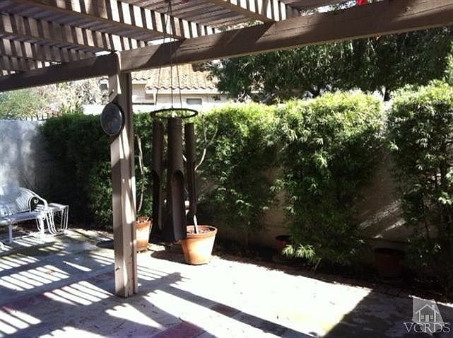 2nd image of 619 Indian Wells Rd