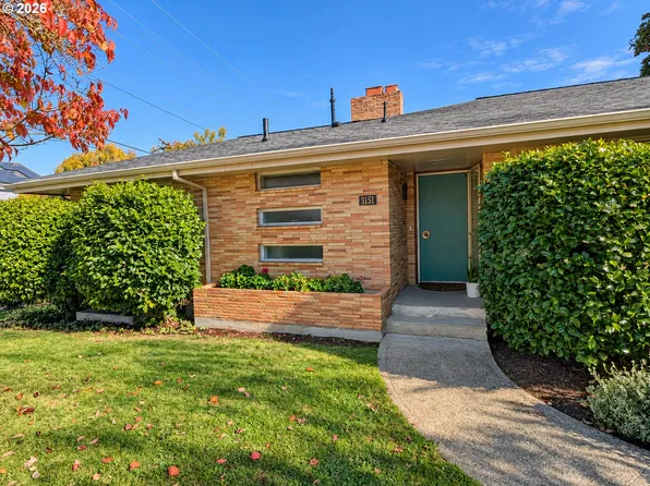 3151 Vista Dr, Forest Grove, OR 97116