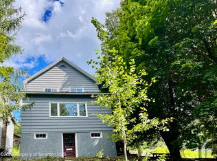 91 Prospect St, Simpson, PA 18407