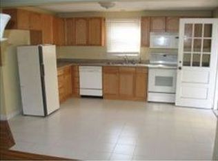 42 Royal Cir, Salem, NH 03079