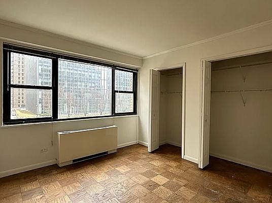 5th image of 300 W 55th St APT 2E