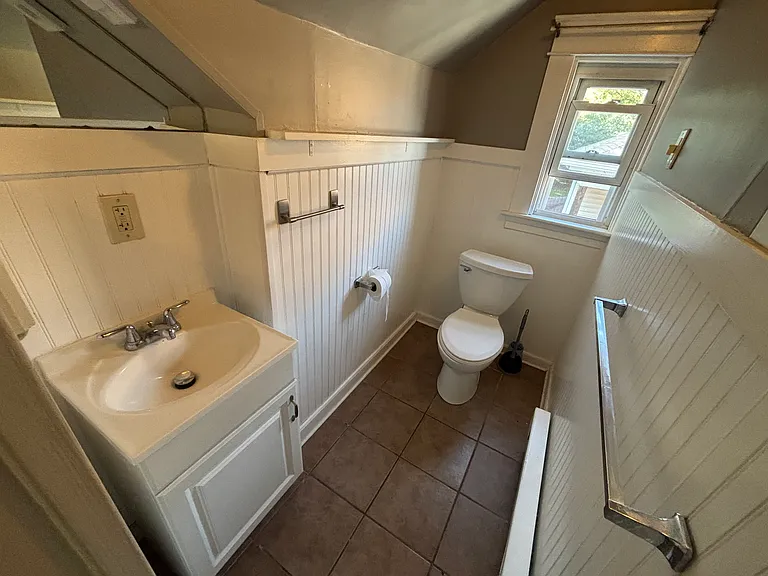 38 Cliff St #3 — Photo 5