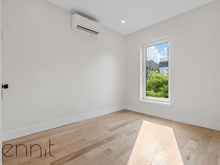 331 Bedford Ave #4 — Photo 13
