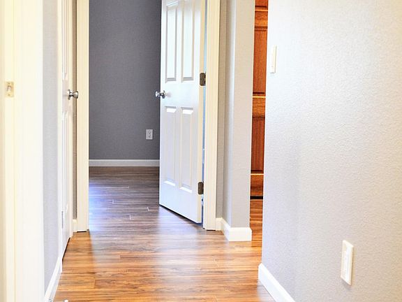 5th image of 2645 Plover St