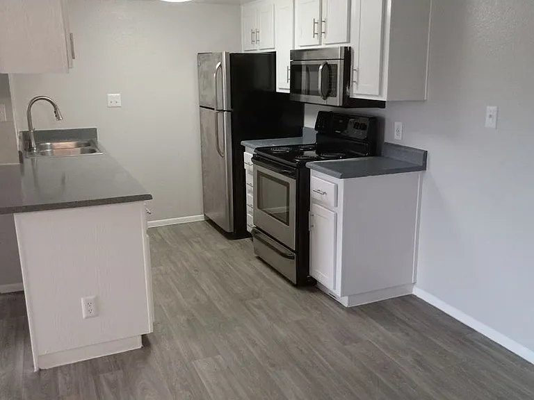 Ponderosa Ranch Apartments — Photo 15