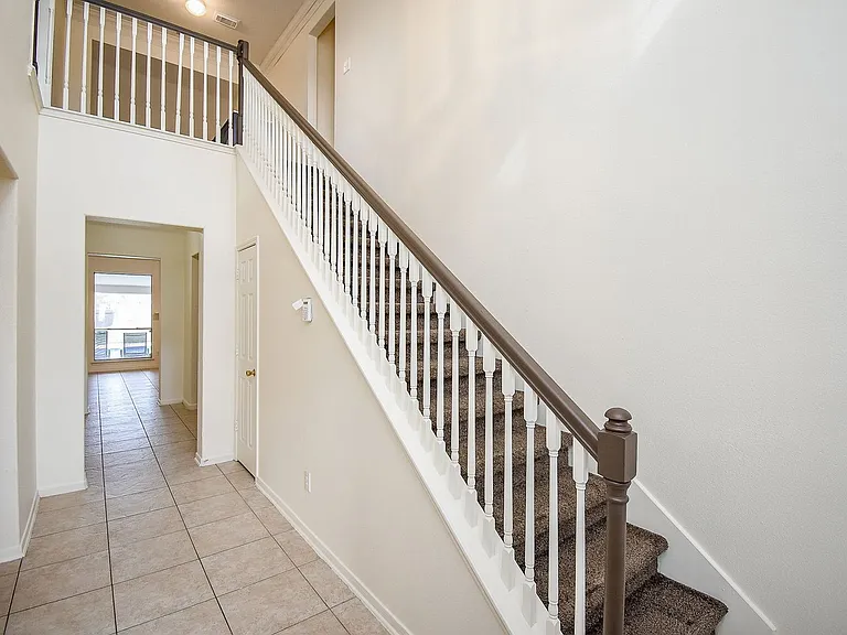 6323 Haddock Ct — Photo 4