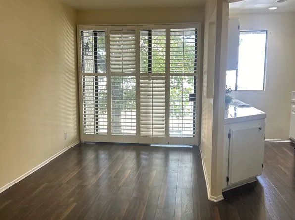 7211 Cozycroft Ave Unit 1, Winnetka, CA 91306