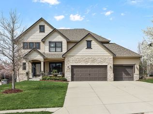 19406 Ruggles Cir, Elkhorn, NE 68022