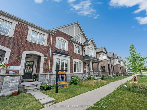 76 Saint Dennis Rd, Brampton, ON L6R 3Z2