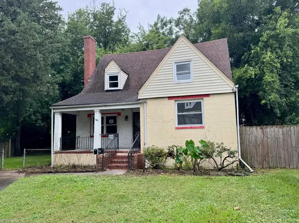 1447 Dungee St, Norfolk, VA 23504