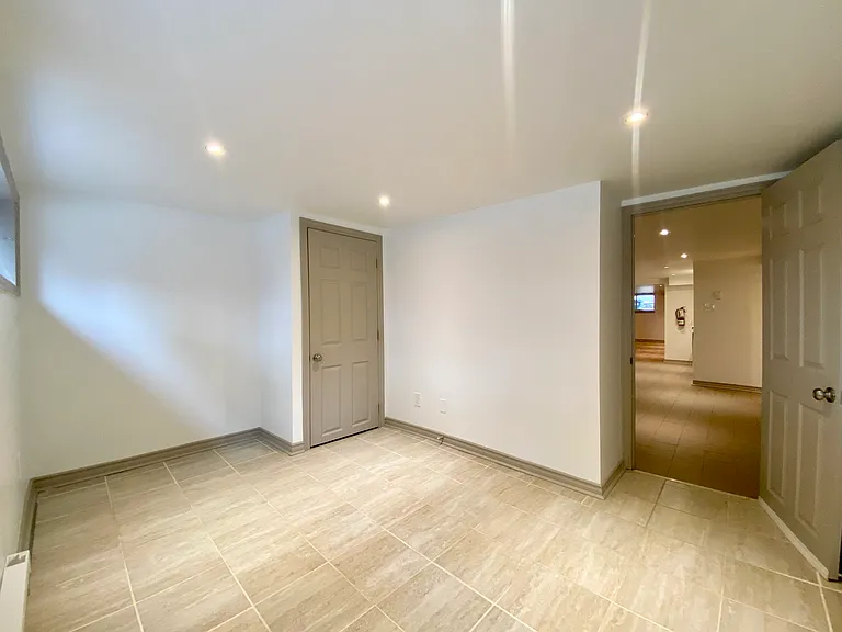 209 Madison Ave #5 — Photo 10