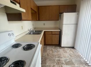 907 Pine St, La Crosse, WI 54601
