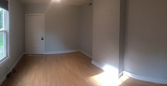 2nd image of 611 Idlewood Ave Floor 1