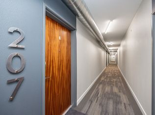 400 SW 7th St #207, Des Moines, IA 50309