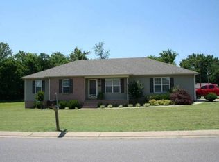801 Wesley Dr, Dyersburg, TN 38024