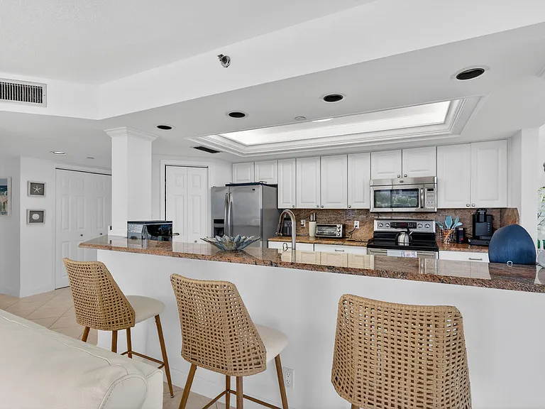 2800 N Highway A1A #305 — Photo 9