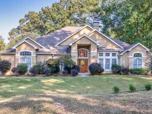 401 Amicalola Trce, Jonesboro, GA 30236