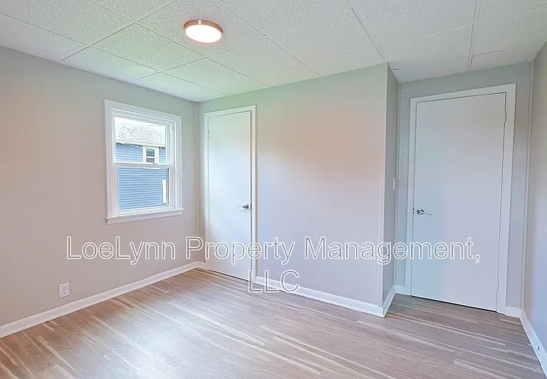 14210 Temple St — Photo 28