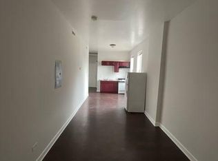 2228 S Sawyer Ave #2R, Chicago, IL 60623