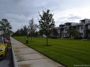 6324 NW 104th Path, Doral, FL 33178