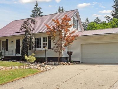 210 Westview Dr, Alma, MI, 48801