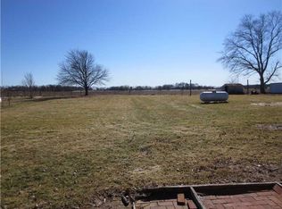 6831 W Lora Dr, Boggstown, IN 46110