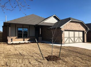 708 N Markwell Ave, Moore, OK 73160
