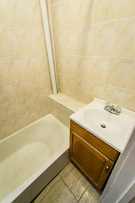 Rented by Nooklyn NYC LLC | media 28