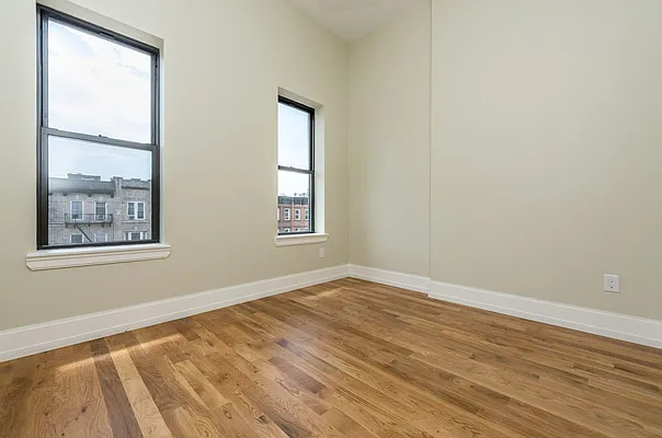 Rented by Nooklyn NYC LLC | media 49