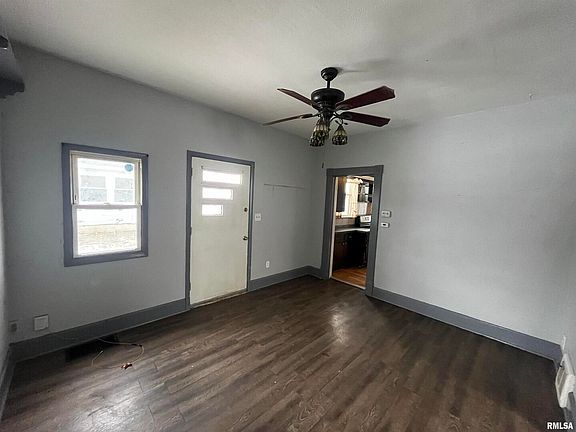 3rd image of 2713 Boies Ave