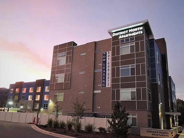 District North Apartments — Photo 14