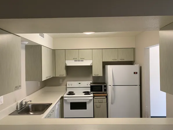 Modern & Spacious 1 Bedroom Apartment in the NE Heights, 1122 Chelwood Park Blvd NE APT 3, Albuquerque, NM 87112
