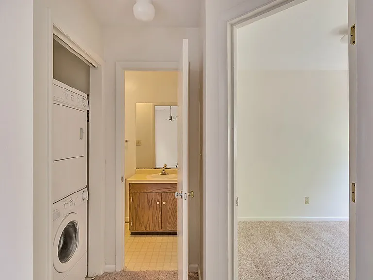 1543 Birnam Dr — Photo 5